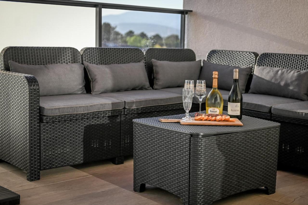 דירות Porticcio Vacations - Terrasse, Piscine, Jacuzzi, Clim - By Tgb מראה חיצוני תמונה